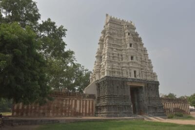 श्री चिंतला वेंकटरमण स्वामी मंदिर, ताडिपत्री – इतिहास, वास्तुकला और दर्शन का महत्व